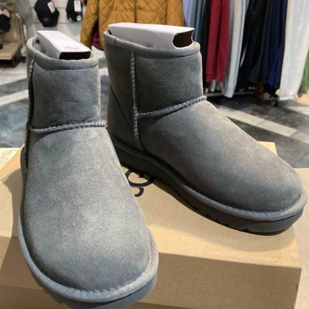 UGG Women’s Classic Mini II Grey